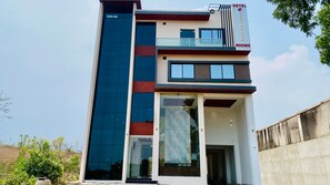 Fachada de la propiedad