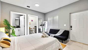 1 bedroom, WiFi, bed sheets