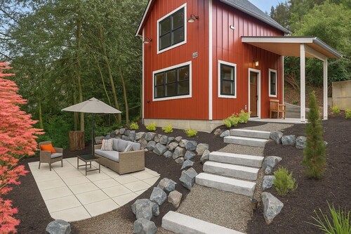 The Hygge Haven | Sleeps 4 | Convenient Location