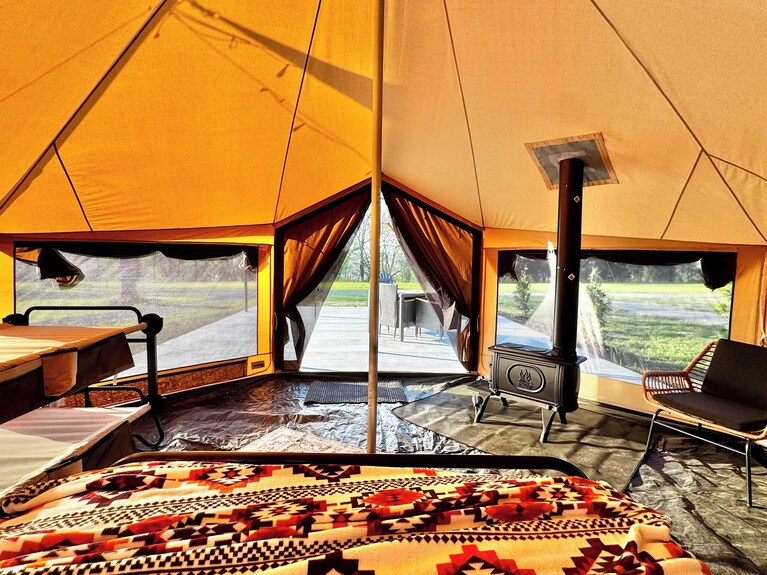 Redbud- Glamping @ The River Bluff Cabins - 로키 마운틴