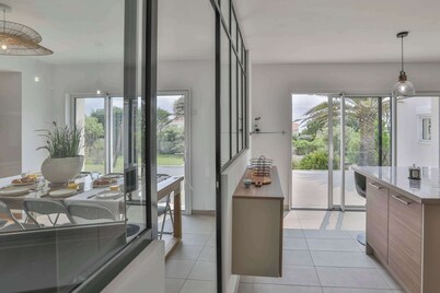 Villa au calme, proche de la mer