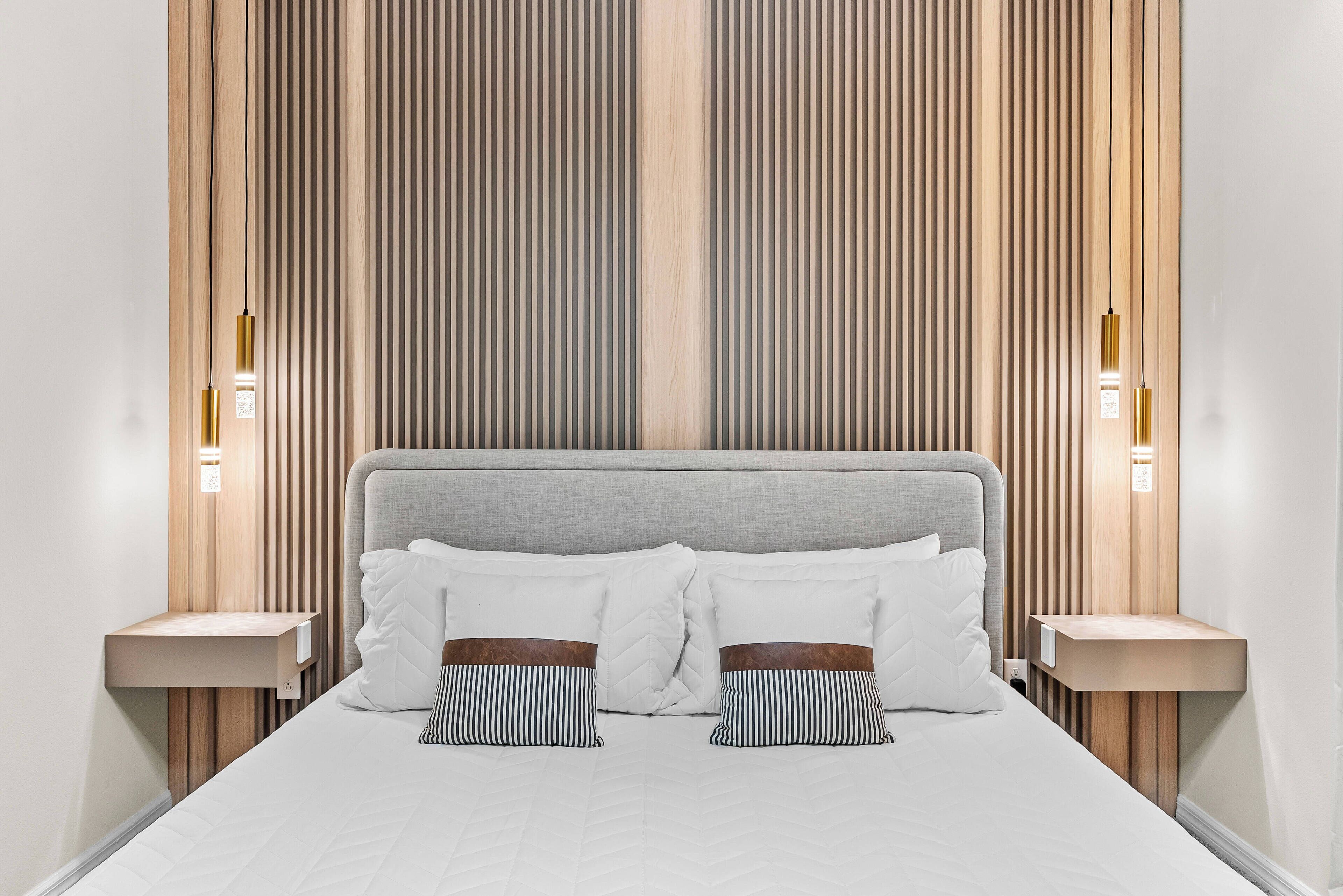 5 quartos, berço de viagem, Wi-Fi, roupa de cama