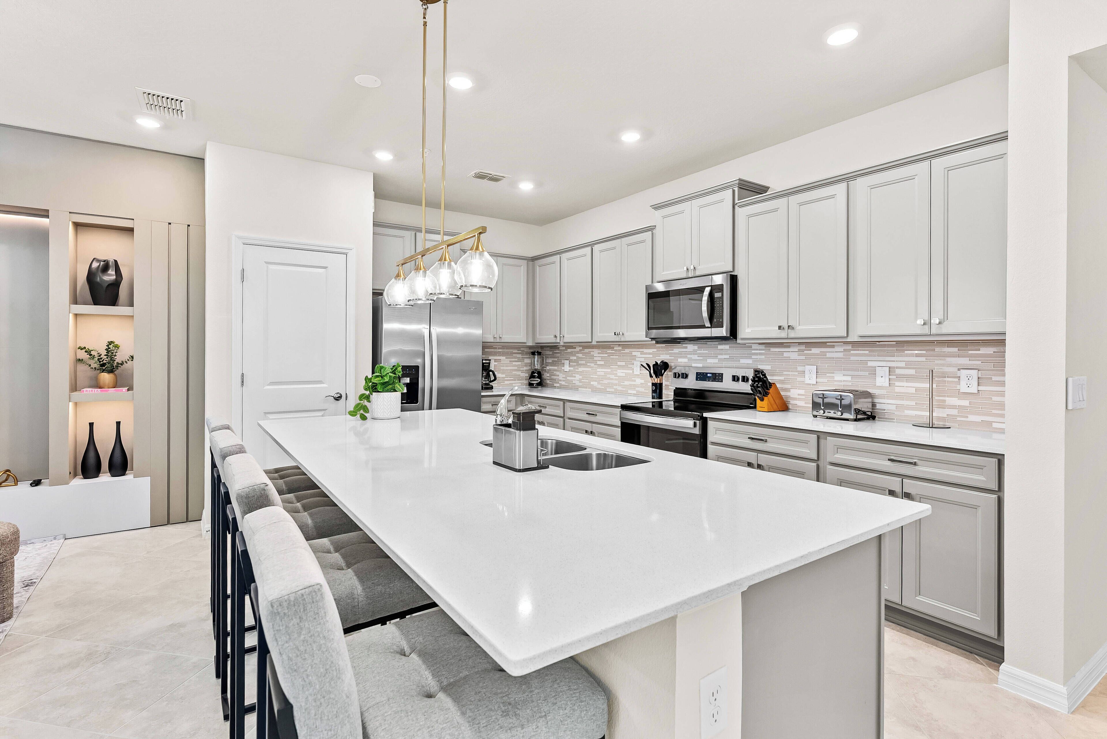 Micro-ondas, fogão, cooktop, lava-louças