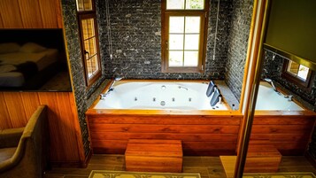 Bañera de hidromasaje