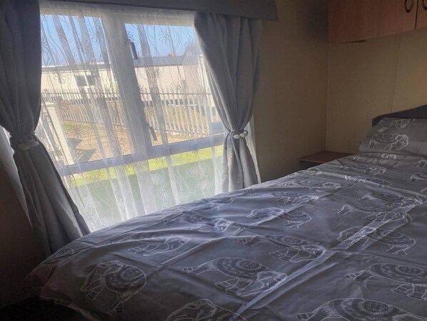 House, 3 Bedrooms, Balcony, Garden View