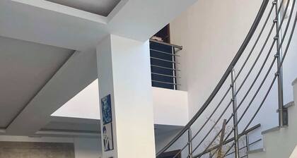 appartement sidi mahrssi 5min a pied de la plage excellent pour couple