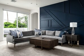 TV connectée, table de tennis de table