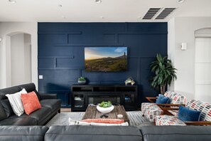 TV connectée, table de tennis de table