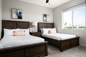 6 Schlafzimmer, Bügeleisen/Bügelbrett, kostenloses WLAN, Bettwäsche