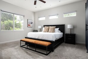 6 chambres, fer et planche à repasser, Wi-Fi gratuit, draps fournis