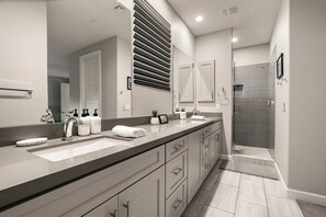 Hair dryer, towels