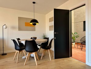 Departamento (4 Bedrooms) | Comedor