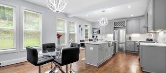 Luxury 5BR Home • Built 2022 • Near Buckhead & Midtown