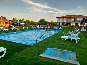 Room, Multiple Bedrooms, Accessible, Smoking | Pool | Outdoor pool