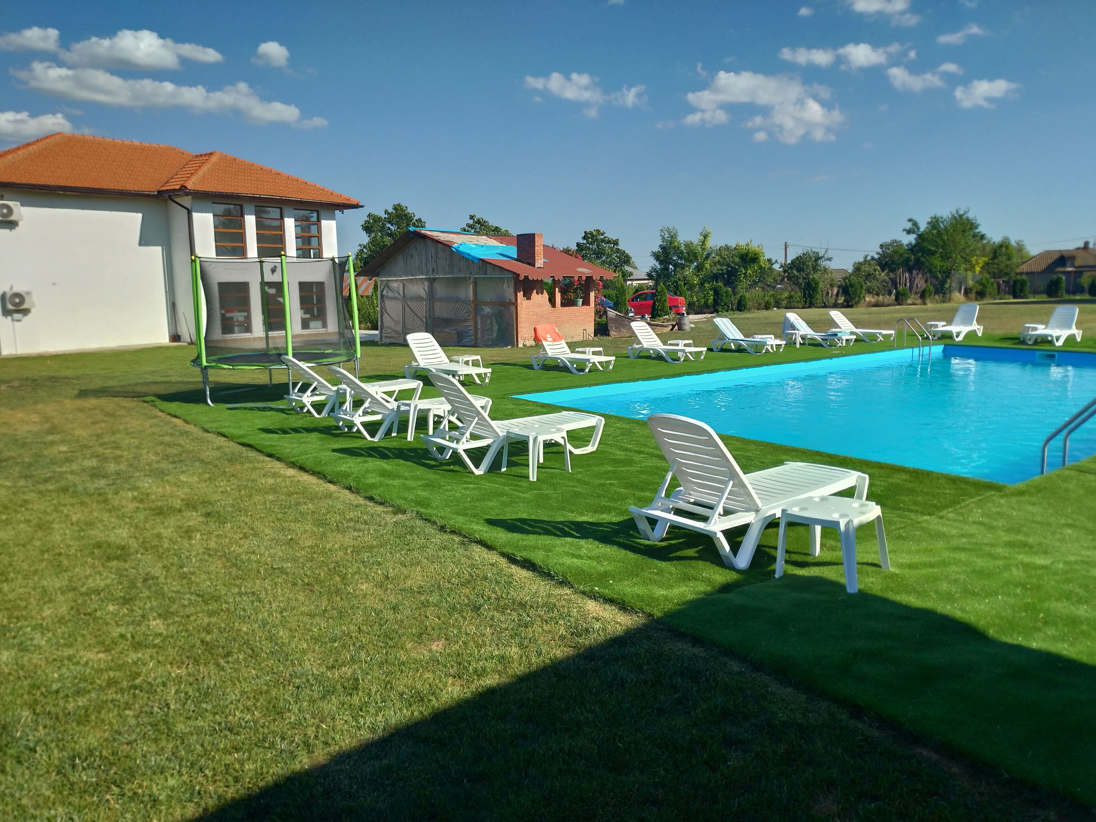 Room, Multiple Bedrooms, Accessible, Smoking | Pool | Outdoor pool