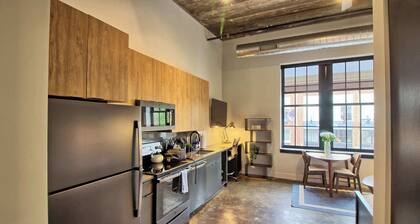 Chic Ultramodern Studio Loft w/ Designer Features
