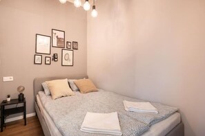 1 bedroom, iron/ironing board, WiFi, bed sheets