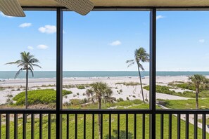Interior - OCEAN'S REACH 3X3: 1-Bdrm, 3rd Floor, Gulf Front Views, All Amenities Open! (Sanibel Island)