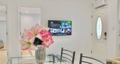 15 Minutes From Manhattan Private 2-Bedroom in Astoria Queens/LIC