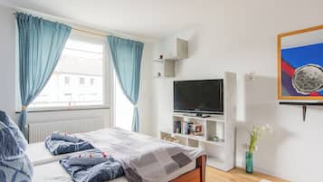 3 slaapkamers, een kluis op de kamer, een bureau