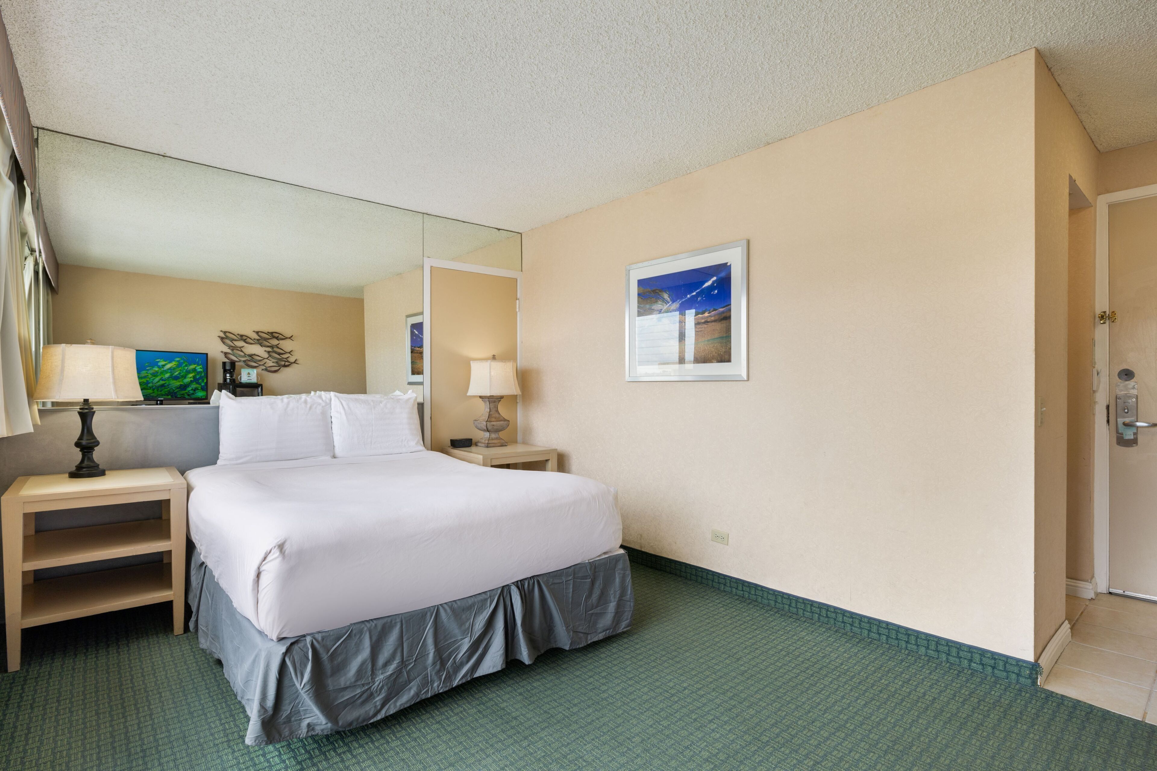 Iron/ironing board, WiFi