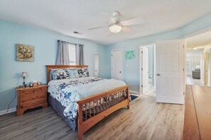 2 bedrooms, iron/ironing board, free WiFi, bed sheets