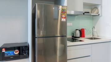 Mikroaaltouuni, liesi