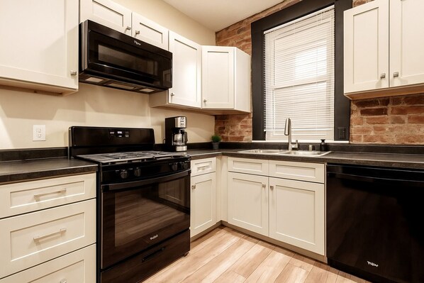Microwave, oven, stovetop, dishwasher