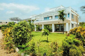 Villa, 5 Bedrooms, Accessible, Smoking | Front of property - Villa in Diani With a Private Pool (Diani Beach)