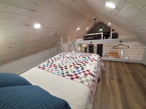 3 habitaciones, cuna de viaje, wifi gratis y ropa de cama