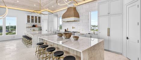 Refrigerador, microondas, horno y lavavajillas