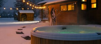 Brookside Cabin + Hot Tub | Woodstock & Killington