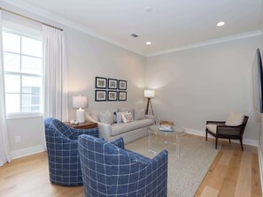 TV, fireplace, offices