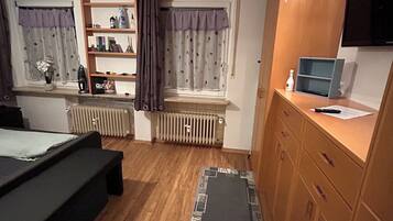 1 camera, ferro/asse da stiro, Wi-Fi gratuito, lenzuola