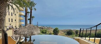 Puerto Nuevo Villa Olas 2BR 2BA with pool