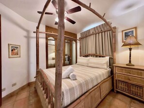 2 bedrooms, iron/ironing board, WiFi, bed sheets - Puerto Nuevo Villa Olas 2BR 2BA with pool (Centro Turístico El Pescador)