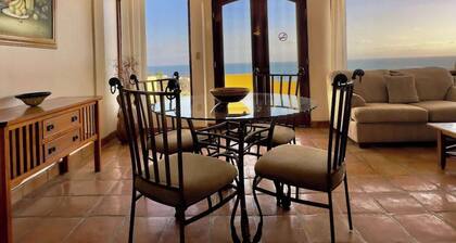 Puerto Nuevo Surf Villa Flores 2BR with pool