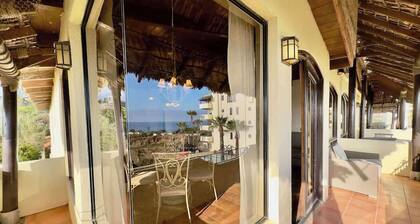 Puerto Nuevo Surf Villa del Mar 2BR with pool