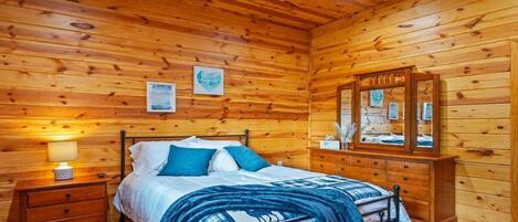 4 bedrooms, iron/ironing board, travel cot, WiFi