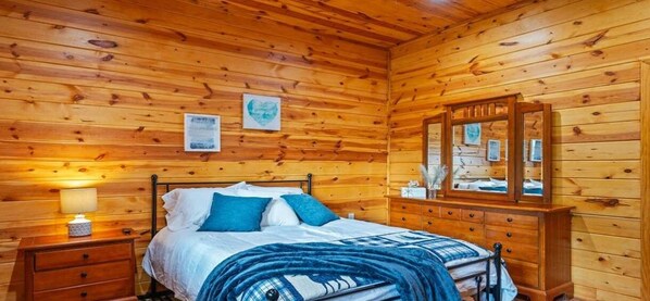 4 Schlafzimmer, Bügeleisen/Bügelbrett, Reisekinderbett, WLAN