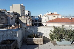 Property grounds - Studio for 2 with balcony - near the beach (Marseille)