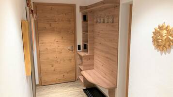 Apartment, Balcony, Mountain View | Living area | 40-inch Smart TV with cable channels