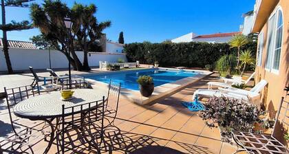 Superbe Villa typique espagnole : Proche plage et commerces