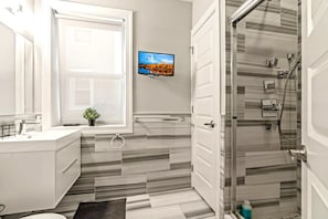 Shower, towels
