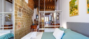 Studio Santa Croce, charming apartment in marvelous Lucca