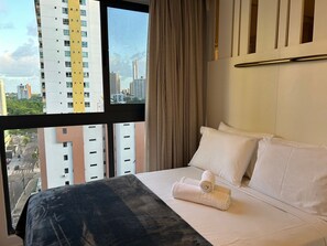 Design Apartment | Hypo-allergenic bedding, laptop workspace, free WiFi