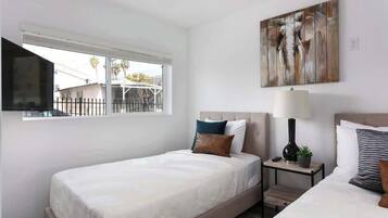 200 Schlafzimmer, Bügeleisen/Bügelbrett, WLAN, Bettwäsche