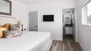 4 chambres, fer et planche à repasser, Wi-Fi, draps fournis