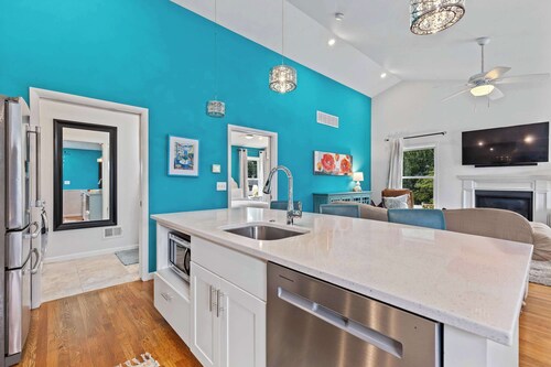 Luxury Pool Loft sleeps 4