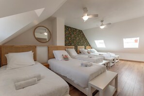 4 bedrooms, iron/ironing board, free WiFi, bed sheets